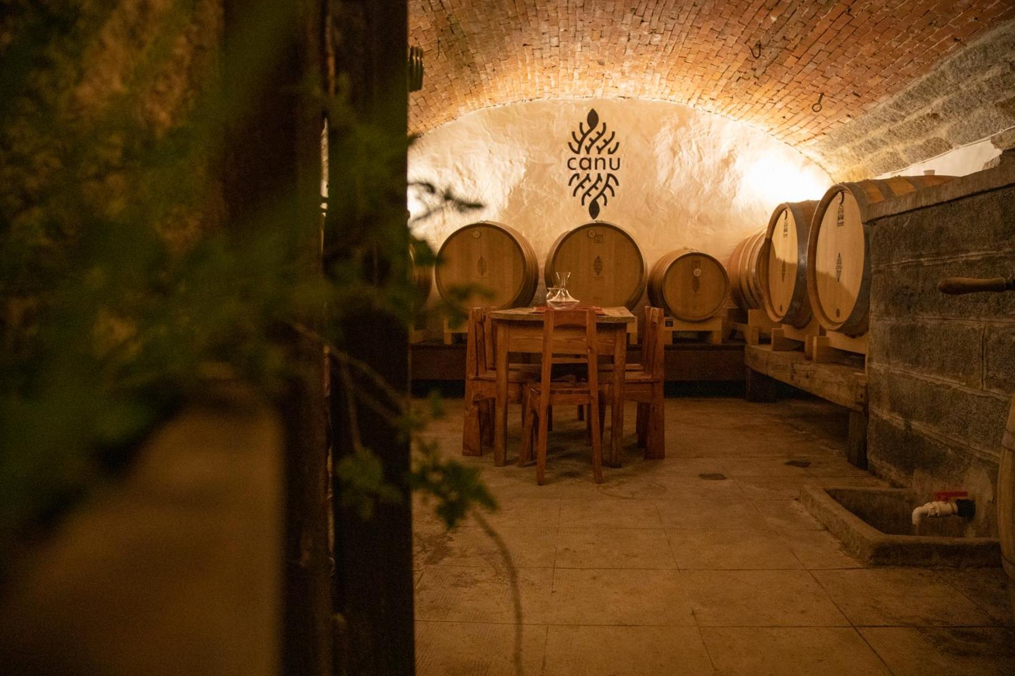 Вилла Cantina&Agriturismo Canu Луогозанто Экстерьер фото